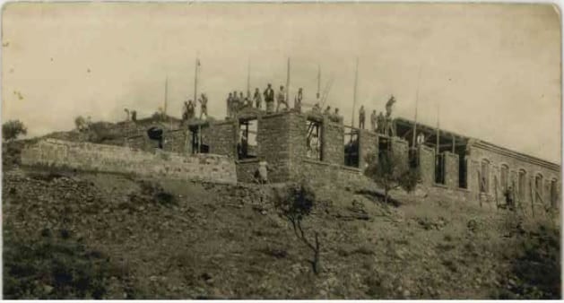 imatge Obres de construcció de la fàbrica HEMALOSA, 1924, Santa Maria d'Oló. Arxiu Municipal de Santa Maria d'Oló.