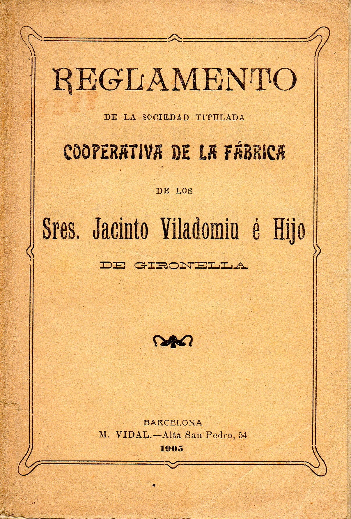 imatge Portada del reglament de la Cooperativa Viladomiu, 1905, Gironella. Fons de la Cooperativa Viladomiu, Arxiu Municipal de Gironella.