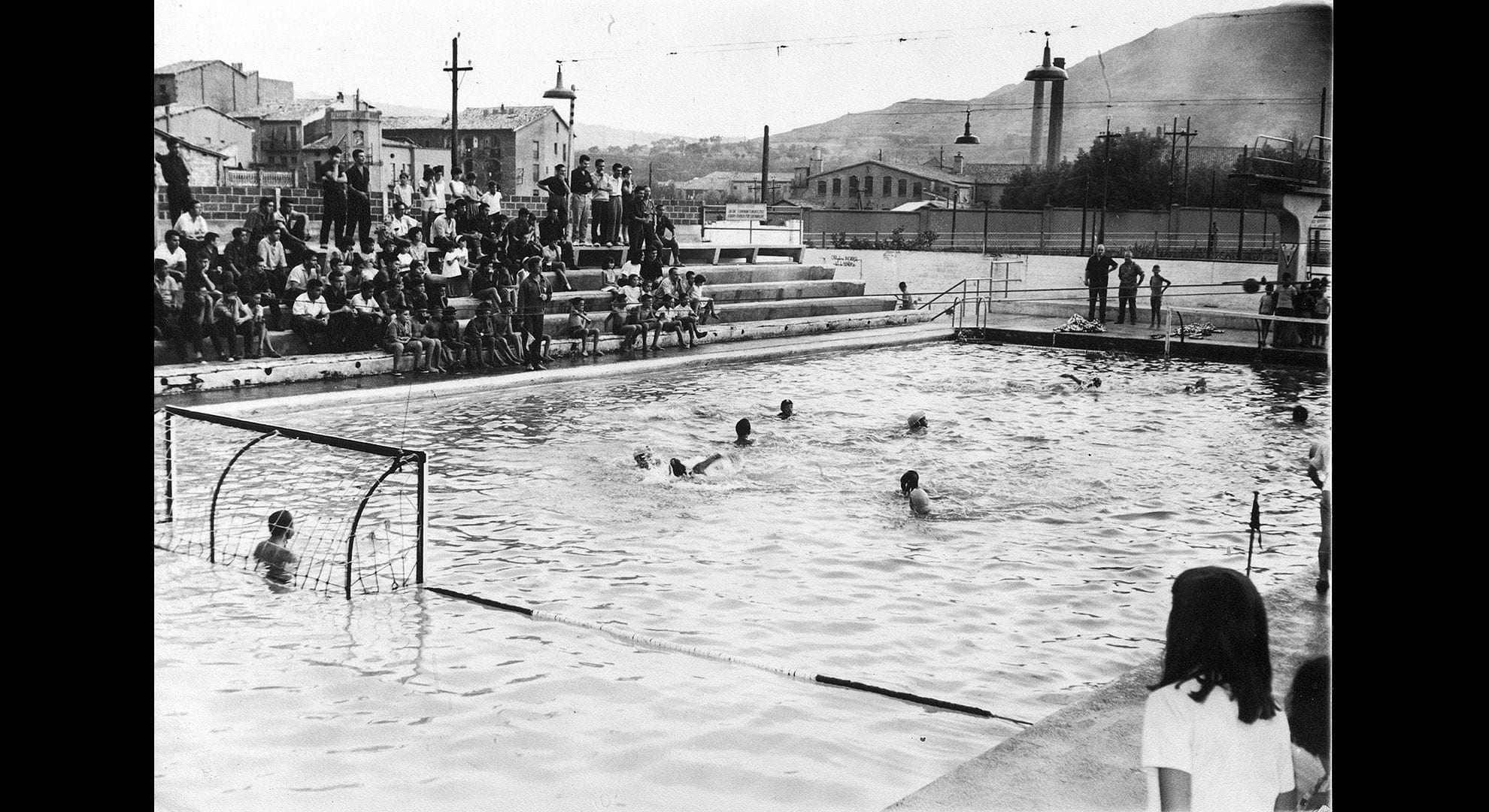 imatge Partit de Waterpolo, c. 1960-1970, Sallent. Autor: desconegut. Arxiu Municipal de Sallent.
