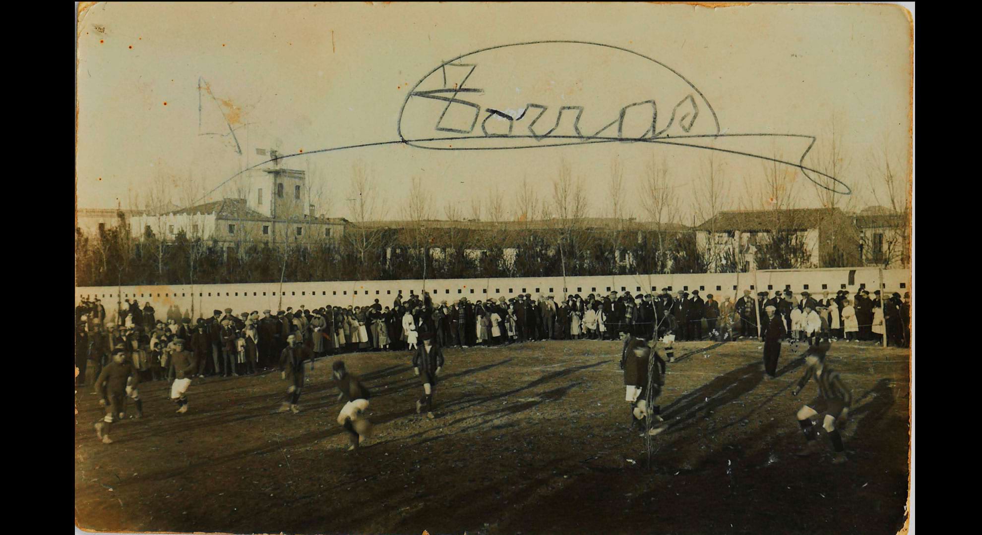 imatge Partit de futbol, c. 1930-1940, Artés. Autor: desconegut. Arxiu Municipal d'Artés.