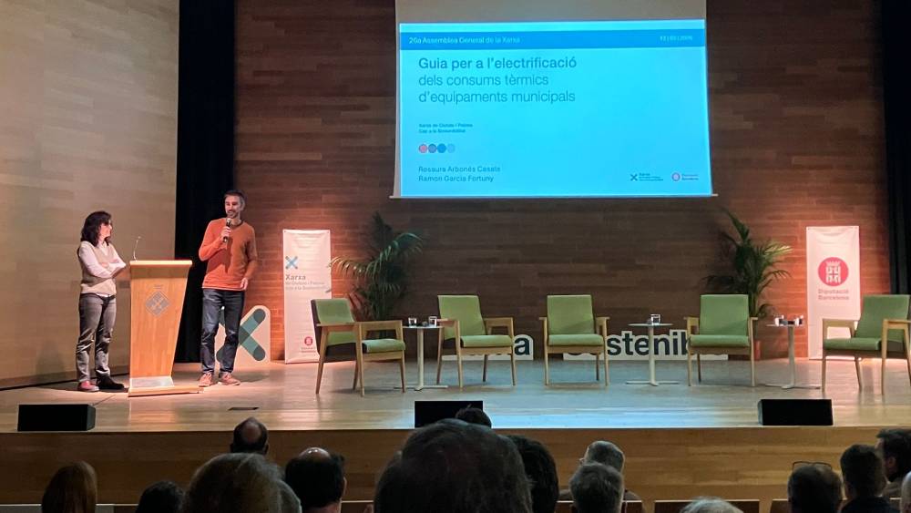 Rosaura Arbones i Ramon Garcia durant la presentació
