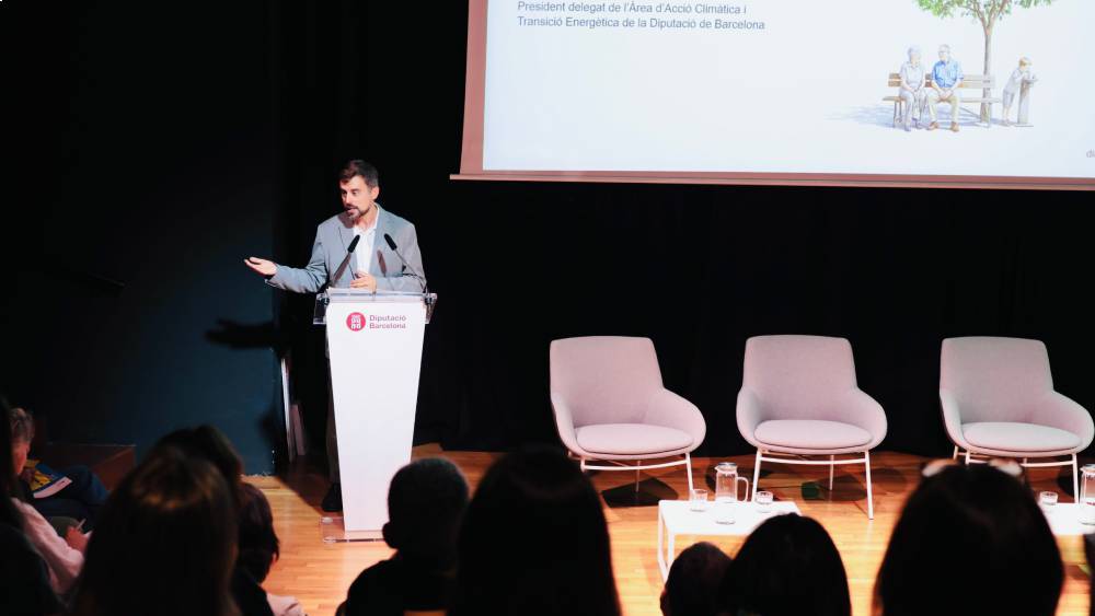 El diputat Marc Serra va ser el responsable de donar la benvinguda de la jornada El diputat Marc Serra va ser el responsable de donar la benvinguda de la jornada