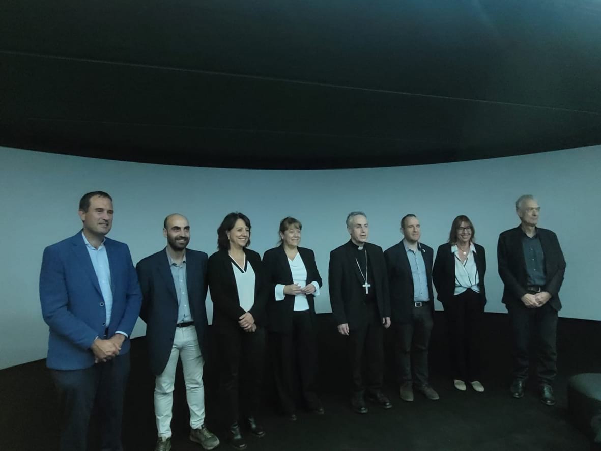 Marc Verdaguer a l’acte inaugural del nou espai immersiu del Museu Episcopal de Vic. Foto: Diputació de Barcelona Marc Verdaguer a l’acte inaugural del nou espai immersiu del Museu Episcopal de Vic. Foto: Diputació de Barcelona