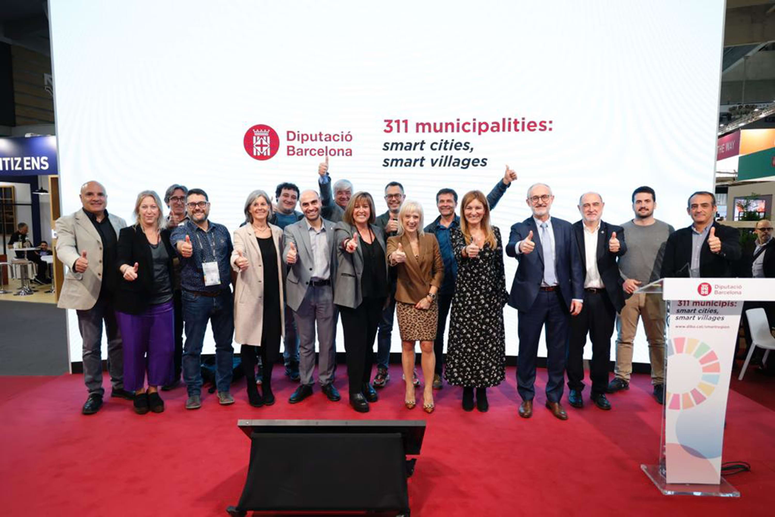 Una delegació d'alcaldes i regidors de la província, a l'estand de la Diputació de Barcelona a l'Smart City Expo. Foto: Pau Fabregat / Diputació de Barcelona Una delegació d'alcaldes i regidors de la província, a l'estand de la Diputació de Barcelona a l'Smart City Expo. Foto: Pau Fabregat / Diputació de Barcelona