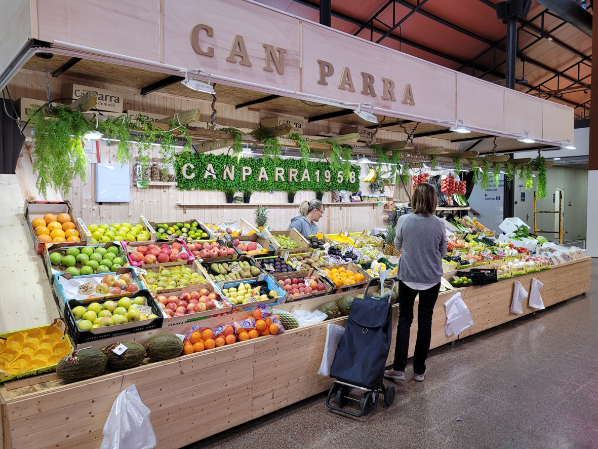 El Mercat de la Plaça de Cuba de Mataró és un dels mercats municipals on s'han instal·lat sistemes de monitoratge del consum energètic. Foto: Diputació de Barcelona El Mercat de la Plaça de Cuba de Mataró és un dels mercats municipals on s'han instal·lat sistemes de monitoratge del consum energètic. Foto: Diputació de Barcelona