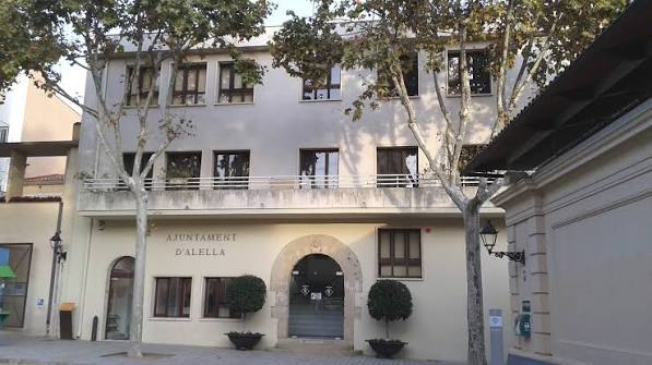 Façana de l'Ajuntament d'Alella Façana de l'Ajuntament d'Alella