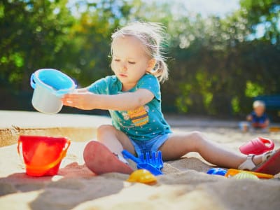© Ekaterina Pokrovsky / Shutterstock Sorreres de jocs infantils: control de la salubritat
