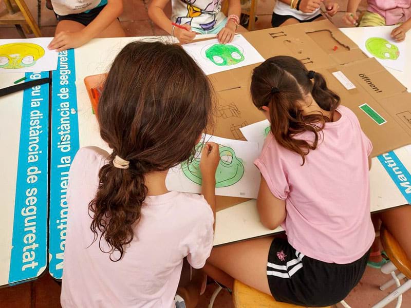Activitats del casal d'estiu al CEM Activitats del casal d'estiu al CEM